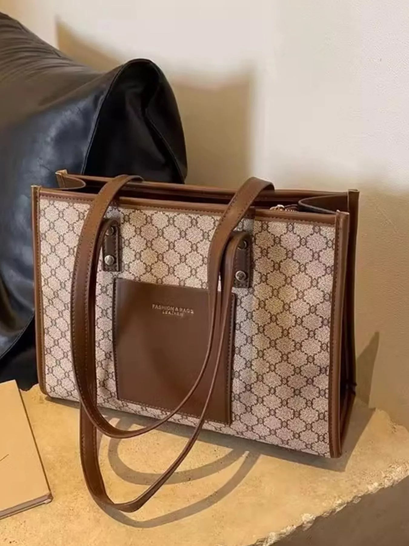 Shoulder Bags